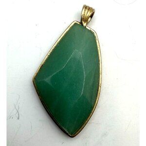 Green Stone Shield Shape Pendant Gold Tone Bezel Set Fashion Jewelry